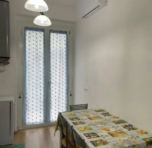 Casa Di Silvia Cir 013075-lni-00275 דירה קומו