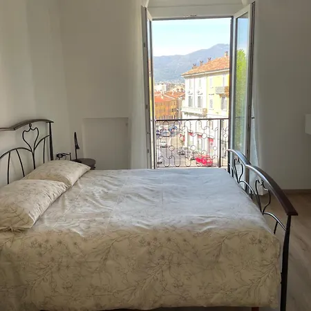 Casa Di Silvia Cir 013075-lni-00275 Apartment Como