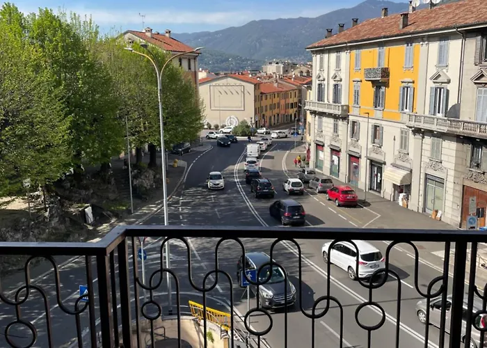 Casa Di Silvia Cir 013075-lni-00275 コモ