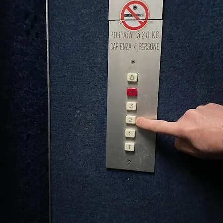 Apartment Casa Di Silvia Cir 013075-lni-00275 Como