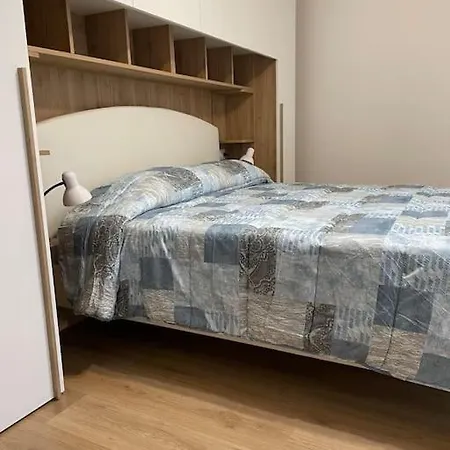 Apartman Casa Di Silvia Cir 013075-lni-00275 Como