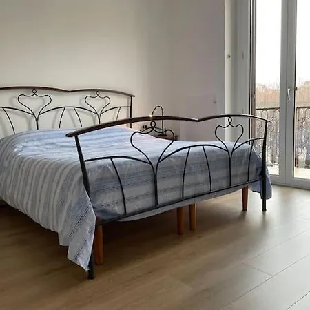 Casa Di Silvia Cir 013075-lni-00275 Apartman *